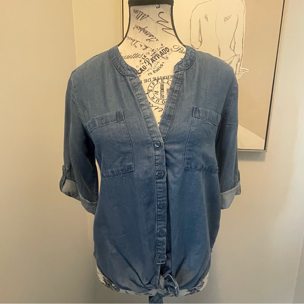 Blue Button-Up Top - Size Small - Picture 8 of 15